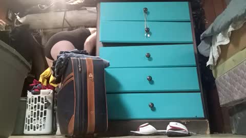 Summer Divine online show from 01.22.25