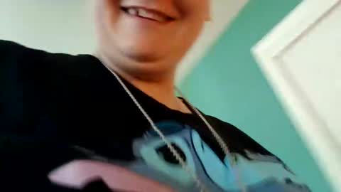 Summer Divine online show from 10.22.25