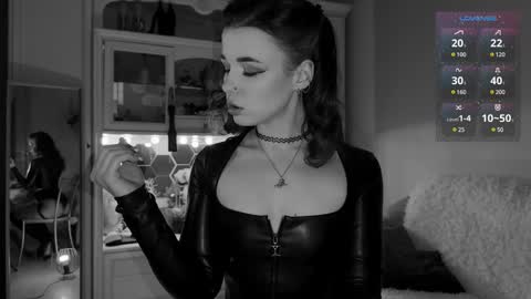 Miss Nelly online show from 02.16.25