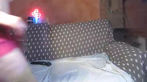 Snapshot of sunbel chatting on 11.16.25 sunbel online show from 11.16.25