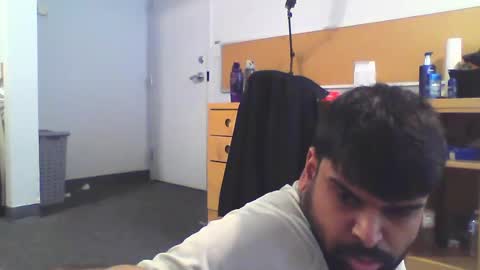 Snapshot of sundoog chatting on 03.05.25 Sundoog online show from 03.05.25