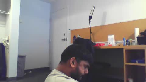 Snapshot of sundoog chatting on 03.05.25 Sundoog online show from 03.05.25