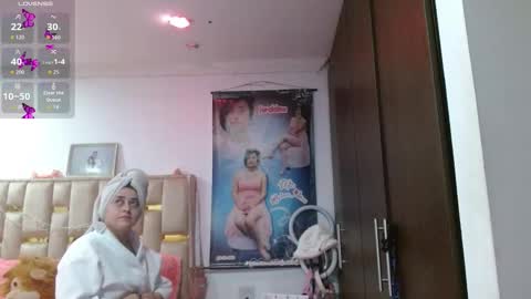 Jeraldine online show from 10.21.25