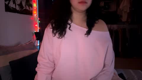 Snapshot of sunflowerxo chatting on 01.24.25 Sofie online show from 01.24.25