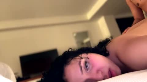 Snapshot of sunflowerxo chatting on 02.13.25 Sofie online show from 02.13.25