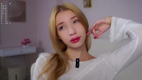 Lily online show from 11.25.25