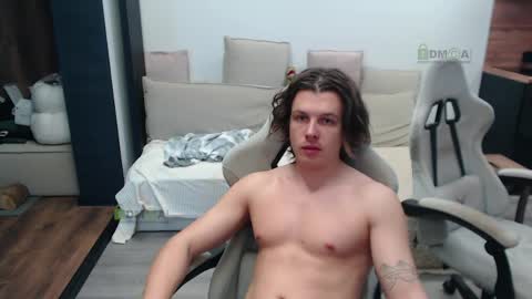 Snapshot of sunny1girl chatting on 05.23.26 Alice and Sergey online show from 05.23.26