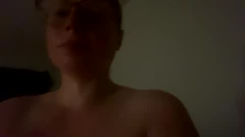 Sunny Clementine online show from 10.27.25