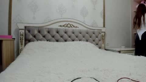 Vanessa online show from 04.05.26