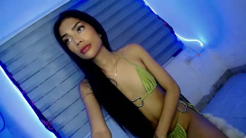 Snapshot of sunny_sexie chatting on 07.07.26 sunny_sexie online show from 07.07.26