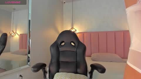  S U N N Y online show from 02.28.26