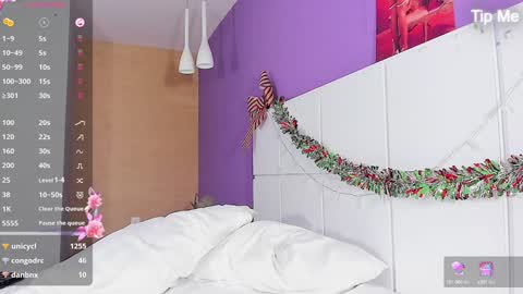 Snapshot of sunnypage chatting on 02.03.25 online show from 02.03.25