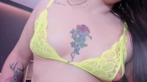 Sunny online show from 11.23.25