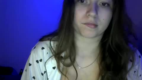 Snapshot of sunset_li chatting on 12.18.24 Lisa online show from 12.18.24