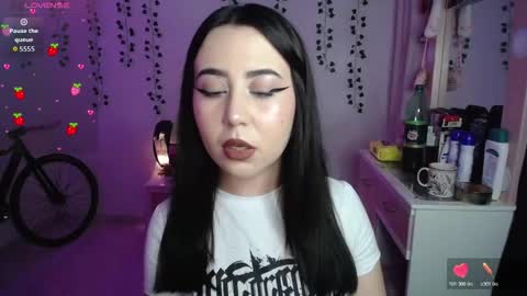 Sunset online show from 12.19.25