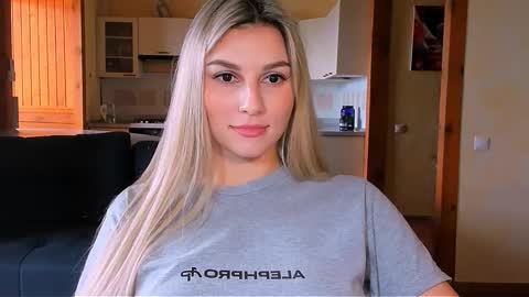 sunsetwithava online show from 02.12.26