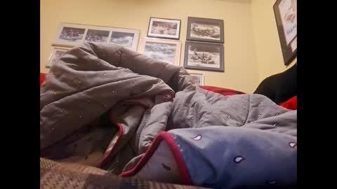 Snapshot of suntroll chatting on 02.09.25 Suntroll online show from 02.09.25