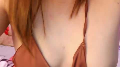 Snapshot of superb_ass25 chatting on 04.15.26 KIMZY online show from 04.15.26