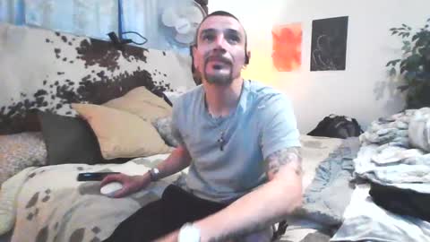 Snapshot of superd512 chatting on 02.03.25 Guero Cash online show from 02.03.25
