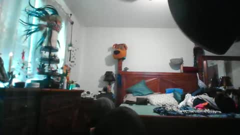 Snapshot of superd512 chatting on 12.19.25 Guero Cash online show from 12.19.25