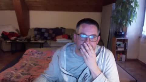 supersquirrel81 online show from 03.17.26