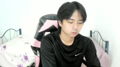 supr4m0 online show from 12.04.25