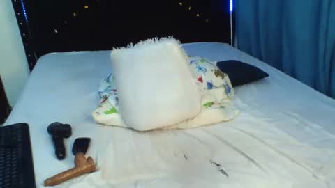 Snapshot of sure_heart chatting on 01.26.25 sure_heart online show from 01.26.25