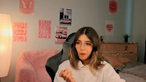 Sara online show from 04.28.26