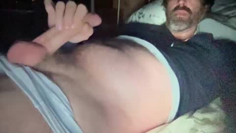 Snapshot of surfguy82 chatting on 01.28.25 SurfGuy82 online show from 01.28.25