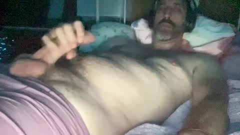 Snapshot of surfguy82 chatting on 09.10.25 SurfGuy82 online show from 09.10.25