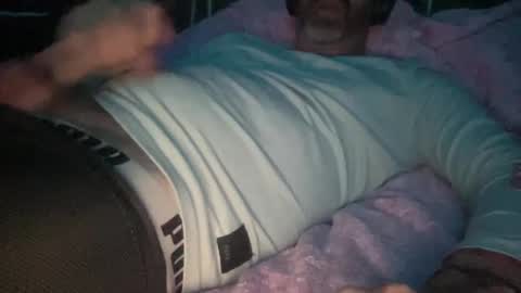 Snapshot of surfguy82 chatting on 09.23.25 SurfGuy82 online show from 09.23.25