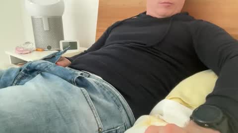 surfstar81 online show from 01.13.26