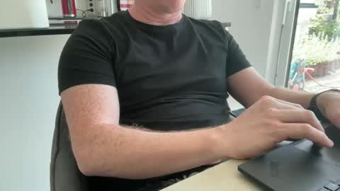 surfstar81 online show from 04.28.26