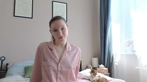 Snapshot of susainy chatting on 05.25.26 susainy online show from 05.25.26