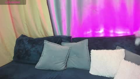 Annie online show from 02.21.25