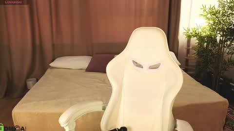 Annie online show from 04.09.26