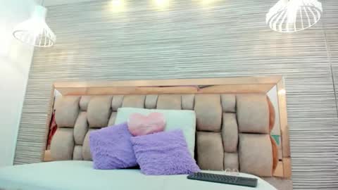 Susan online show from 11.19.25