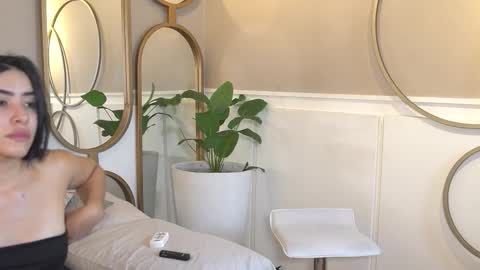 Snapshot of susan_wall chatting on 02.06.26 susan_wall online show from 02.06.26