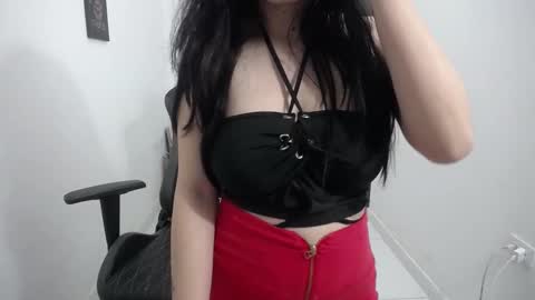 Snapshot of susana254 chatting on 02.26.25 susana lopez online show from 02.26.25