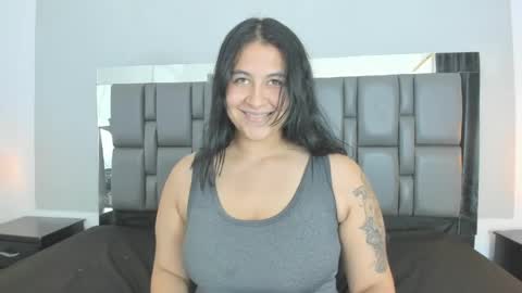 Snapshot of susana_garciia1 chatting on 05.24.26 Susana online show from 05.24.26