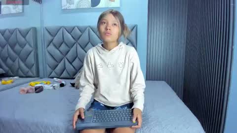 susana_sanchezz online show from 02.15.26