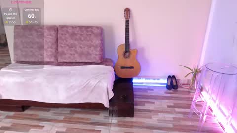 Susana hendrix    online show from 02.02.26