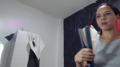 Snapshot of susanleroy chatting on 12.28.24 susanleroy online show from 12.28.24