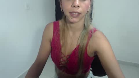 Snapshot of susanleroy chatting on 01.29.25 susanleroy online show from 01.29.25