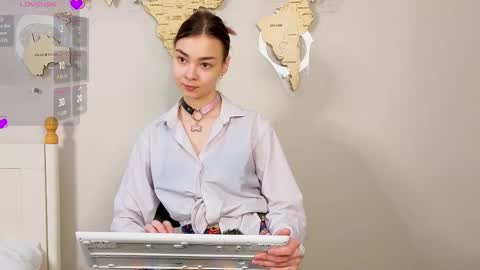 susannahtrojahn online show from 03.15.26