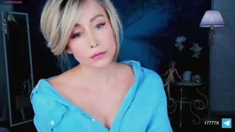 InaraSerra online show from 03.22.26