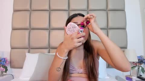 susanthomass online show from 09.20.25