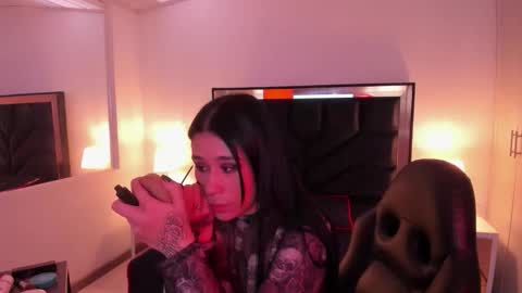 susanvilla online show from 11.03.25