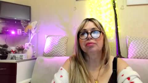 SusiexNoreen online show from 02.18.26