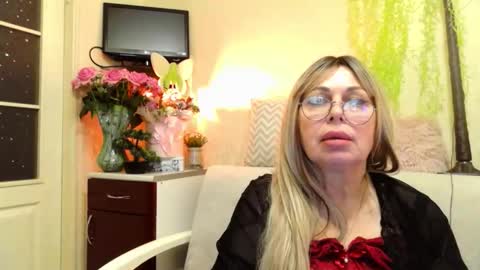 Snapshot of susiexnoreen chatting on 05.11.26 SusiexNoreen online show from 05.11.26